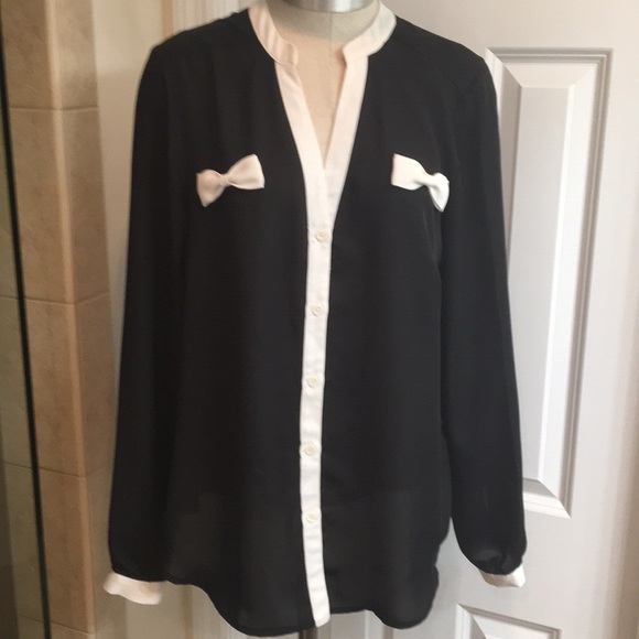 LC Lauren Conrad Woman’s Top Size M - Picture 1 of 5